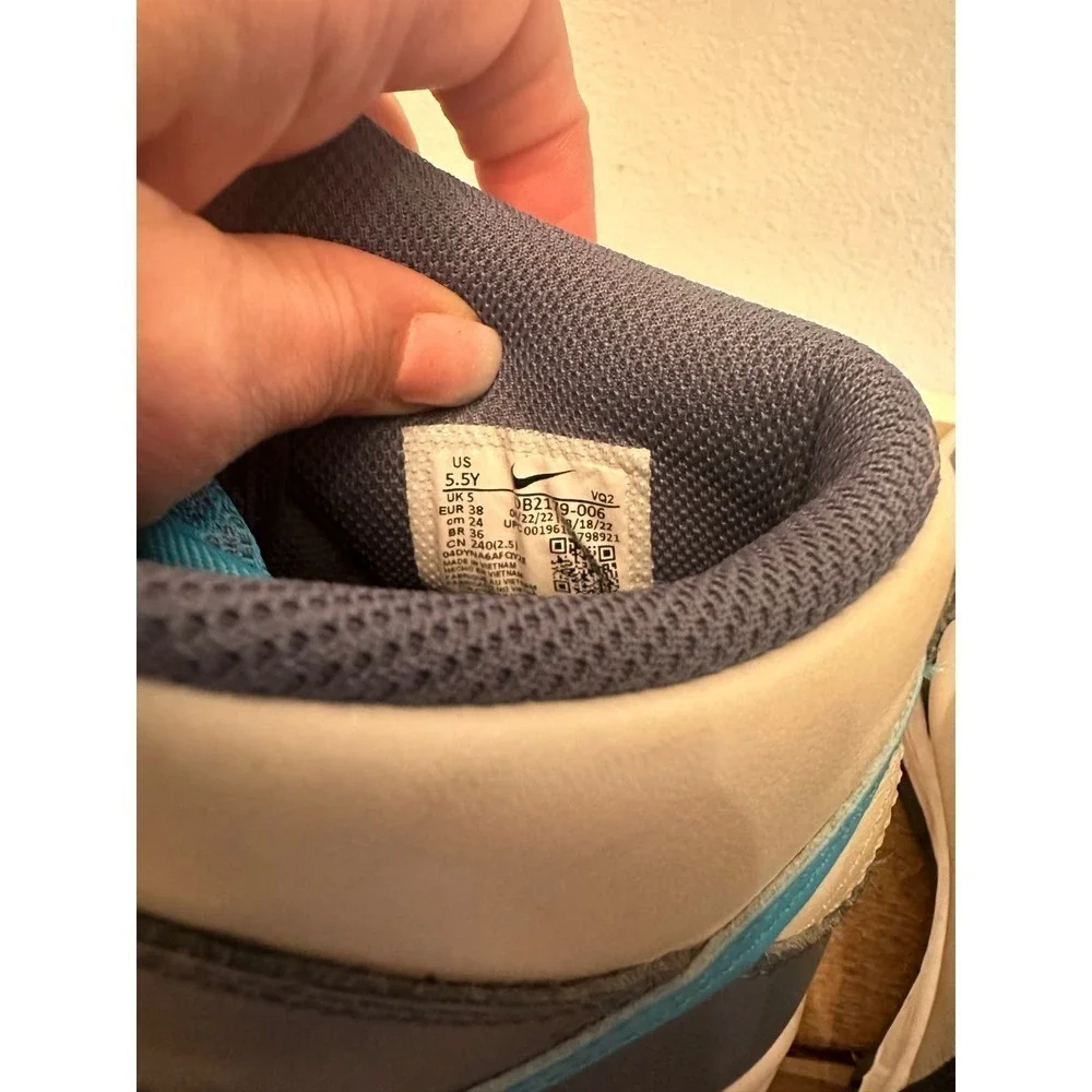 Nike Dunks, light bone, diffused blue  youth size 5 1/2  Authentic